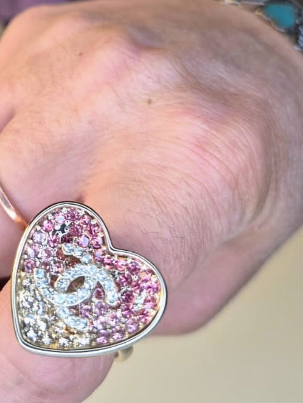 π*CCrryyssttaaL Pave PINK Gradient Crystalz HEART Gold Ringππ - Picture 5 of 9